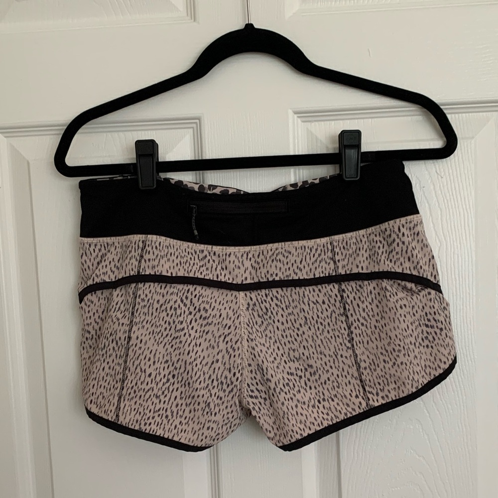 Lululemon Speed Up Short 2.5